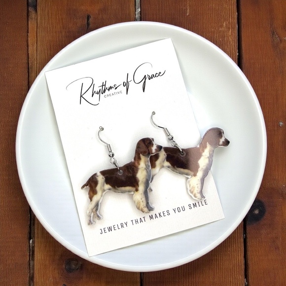 Brittany Dog Earrings - Jewelry for Dog Lovers and Bird Hunting Enthusiasts - Picture 7 of 7